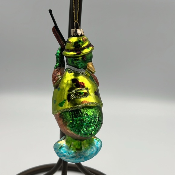 Painted and embellished Glass Duck hunter Hunting Christmas tree ornament Rare - Picture 3 of 6